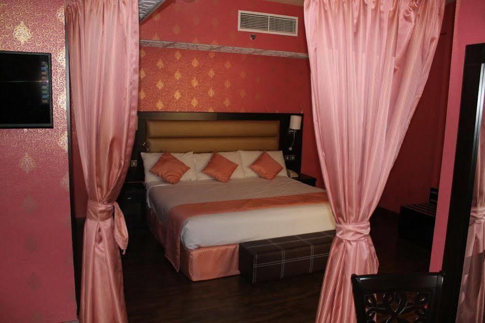 Rafee Hotel Dubaj Zewnętrze zdjęcie